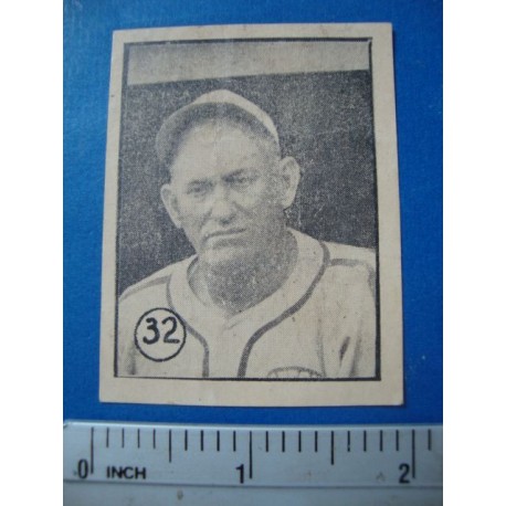 Miguel Angel Gonzalez,Baseball Card No. 32 Felices 1945/46